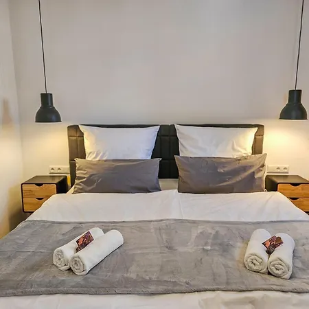 Micasa - Altbauflair Im Denkmal, Parken, Nahe Messe - Ega - Mdr *