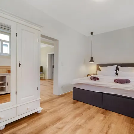 Micasa - Altbauflair Im Denkmal, Parken, Nahe Messe - Ega - Mdr Apartment *